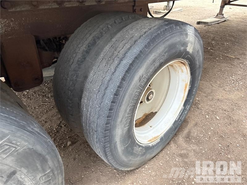 Trailmobile A11A-1SAU 39 ft T/A Van Trailer Prikolice zabojniki