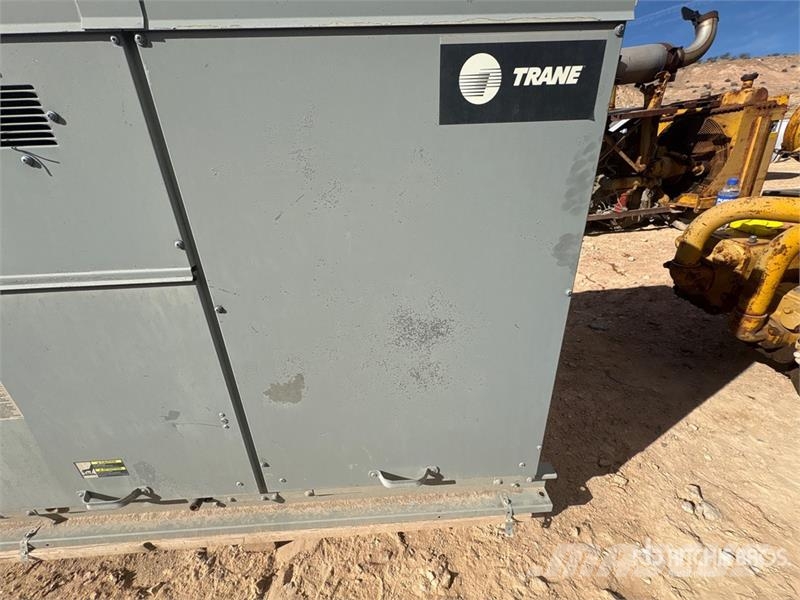 Trane Outdoor Heater Unit ماكينات زراعية - غير ذلك