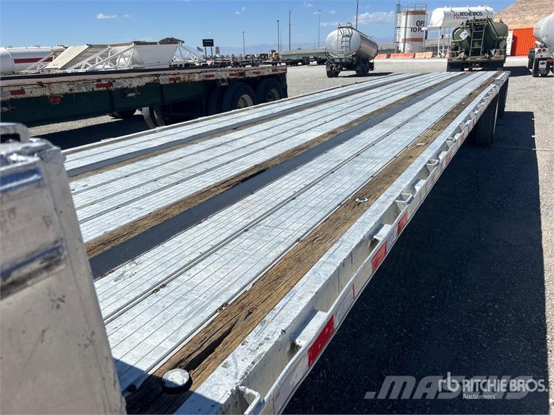 Transcraft 48 ft Spread Axle Step Deck Trailer Maskinhenger