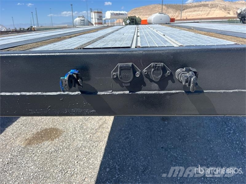 Transcraft 48 ft Spread Axle Step Deck Trailer Maskinhenger