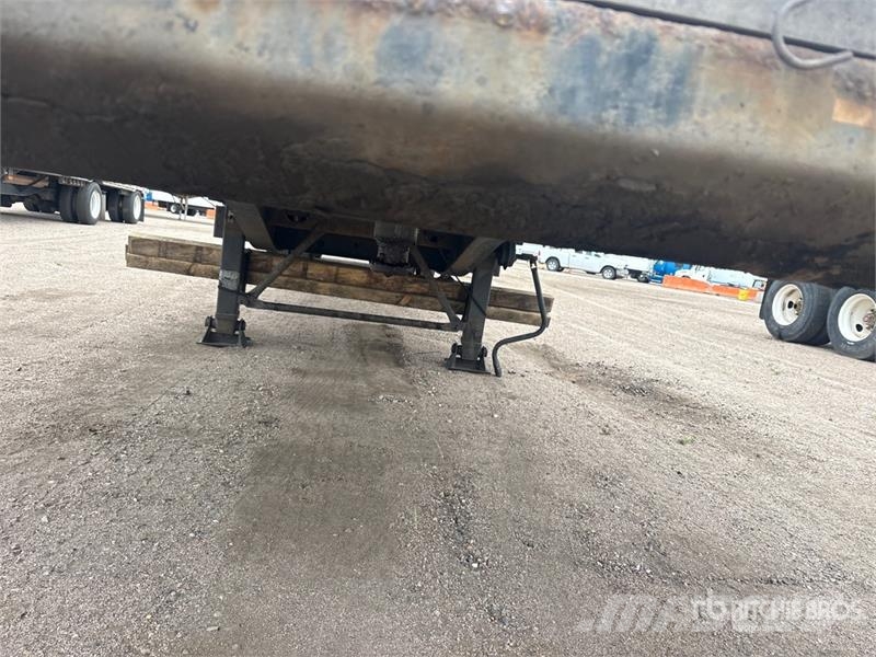 Transcraft 48 ft Spread axle 10'6 Flatbed Trailer Lavaperävaunut