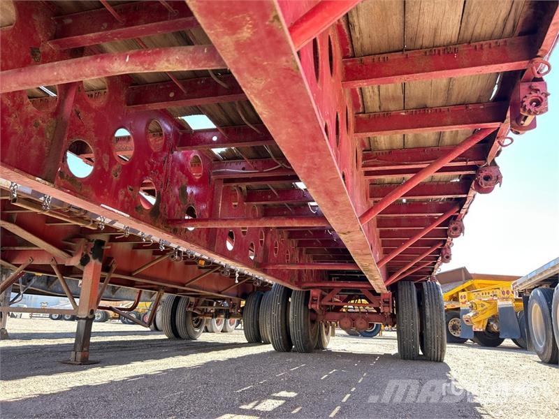 Transcraft DDT 42 ft T/A 42 ft Flatbed Trailer Platformas/izkraušana no sāniem