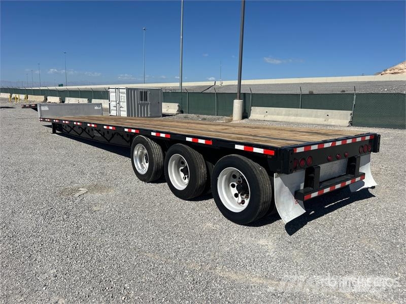 Transcraft DLT3000 48 ft Tri/A Step Deck Trailer Low loaders