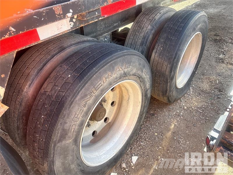 Transcraft TL90K 45 ft T/A Flatbed Trailer Platós / Ponyvás pótkocsik