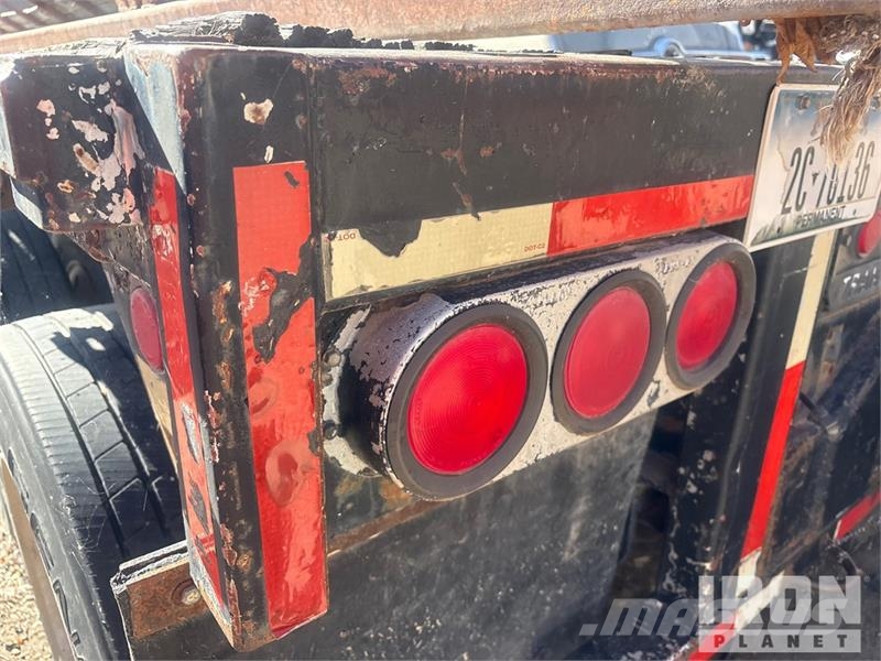 Transcraft TL90K 45 ft T/A Flatbed Trailer Platós / Ponyvás pótkocsik