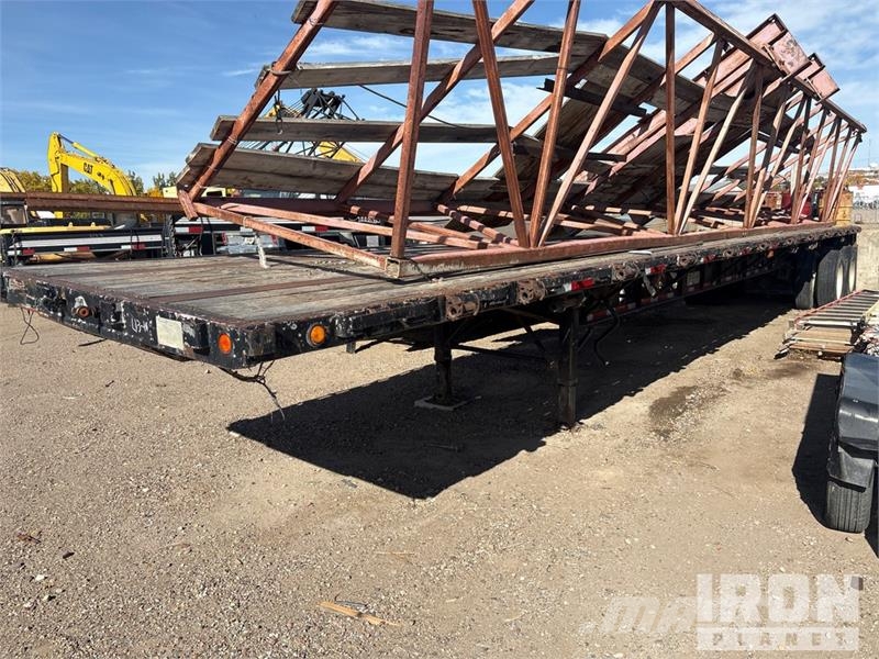 Transcraft TL90K 45 ft T/A Flatbed Trailer Platós / Ponyvás pótkocsik