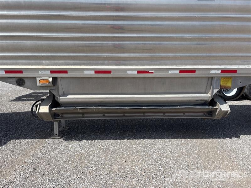 Travis 39 ft T/A Aluminum Belly Dump Trailer Sora- ja kippiperävaunut