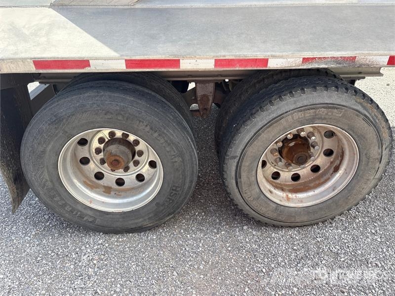 Travis 39 ft T/A Aluminum Belly Dump Trailer Sora- ja kippiperävaunut