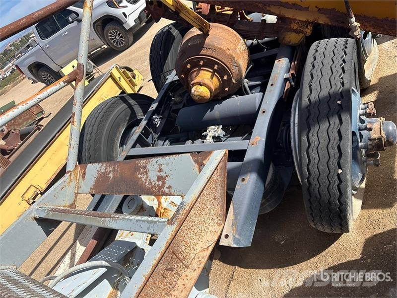  Tri/A Truck Axle شاحنات قلابة