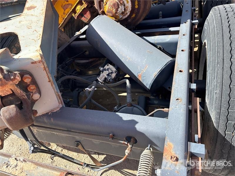  Tri/A Truck Axle شاحنات قلابة