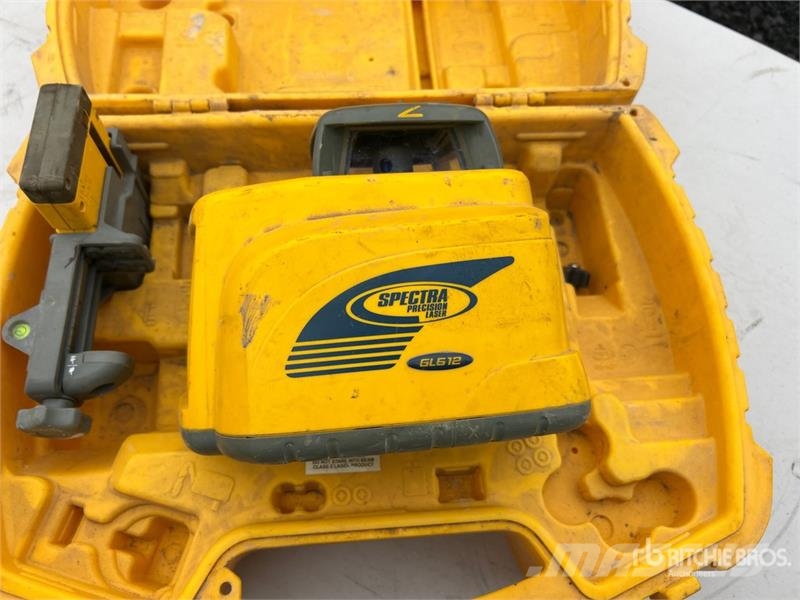 Trimble GL512 Laser 器械、測量、自動化装置