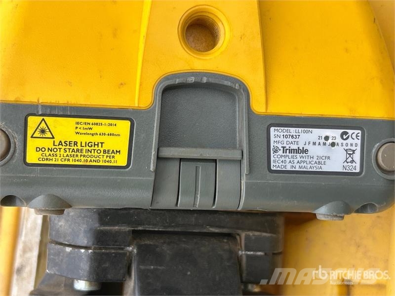 Trimble LL100N Laser 器械、測量、自動化装置