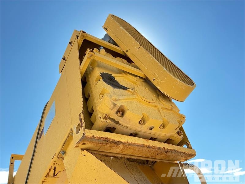 Trio Engineering TSW3625 Electric 36 in x 25 ft Sand Sc 건설 장비 - 기타