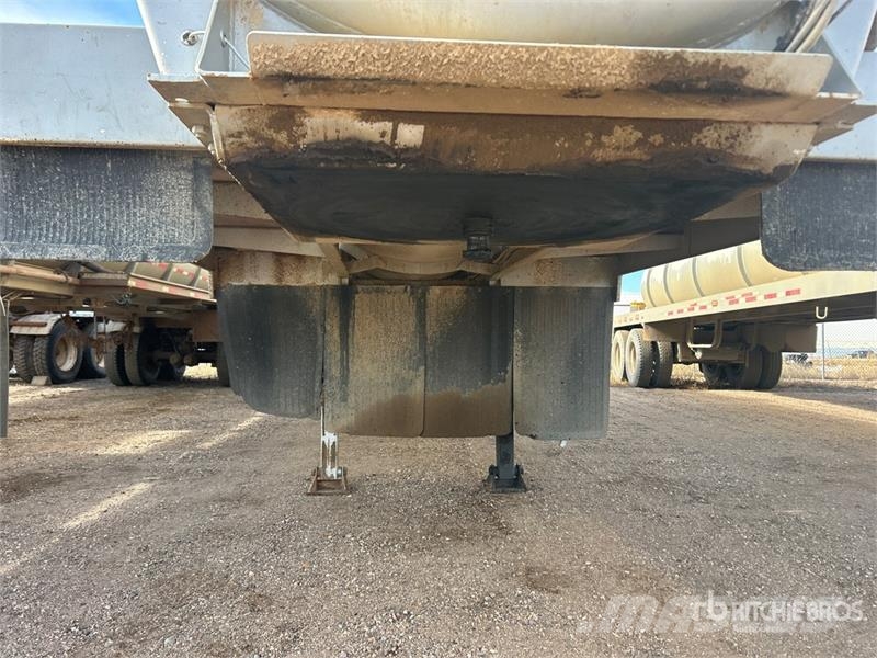 Troxell T/A Vacuum Tanker Trailer タンカートレーラー