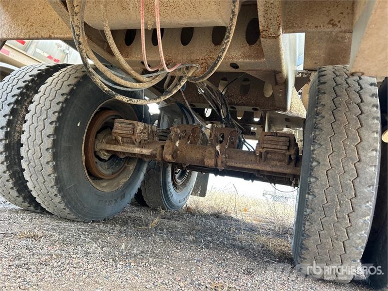 Troxell T/A Vacuum Tanker Trailer タンカートレーラー