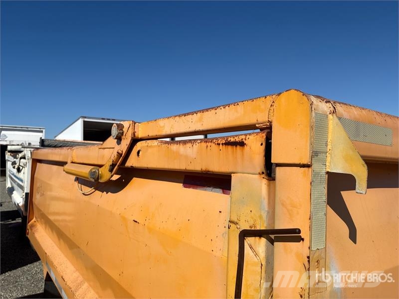 Truck Dump Body Billenő teherautók