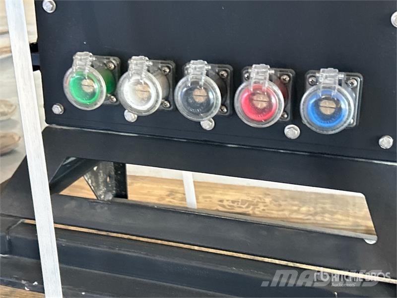 Trystar TP-2DEHC-10P Portable Power Distribution P مكونات أخرى