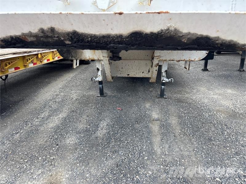  Twamco 45 ft Tri/A Tilt Deck Trailer لوادر منخفضة
