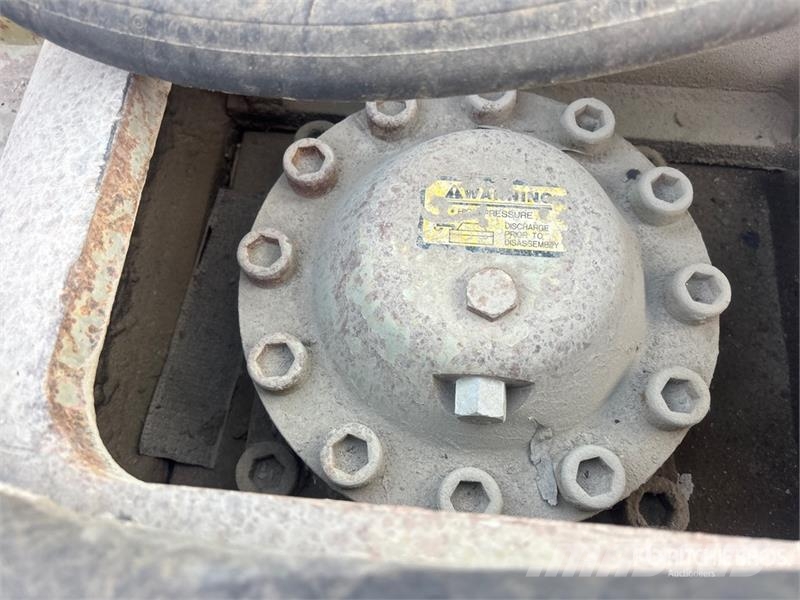 UB 5 in Hydraulic Breaker Hydraulik / Trykluft hammere