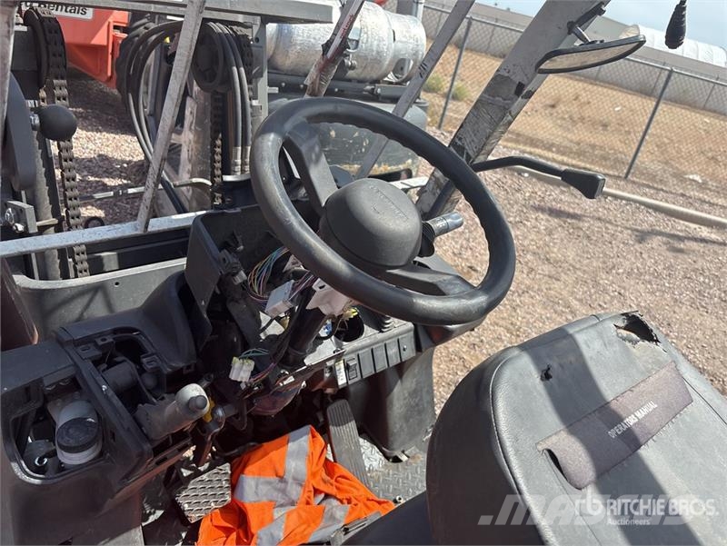 UniCarriers 1477 lb Forklift (Inoperable) Інше