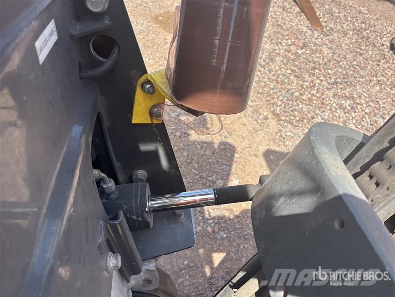 UniCarriers 1477 lb Forklift (Inoperable) Інше