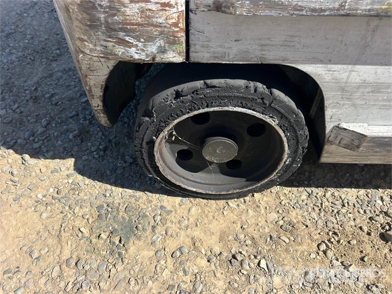 UniCarriers MCP1F2A20LV 4000 lb Cushion Tire Forklift Περονοφόρα ανυψωτικά κλαρκ - άλλα