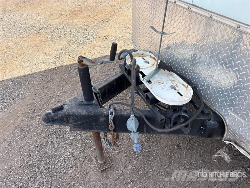 United Express Line Co 16 ft T/A Enclosed Trailer Sanduk prikolice