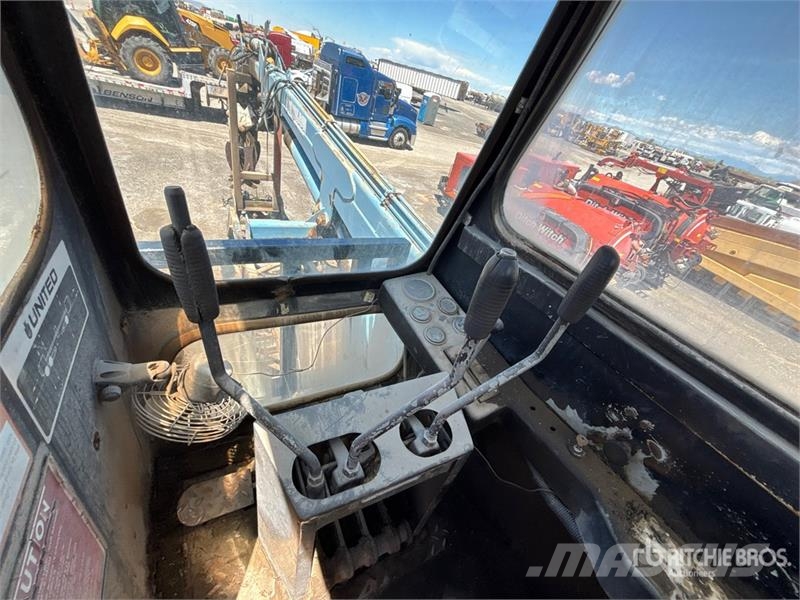 United Hydraulics 7630 Log Loader (Inoperable) Átrakógépek