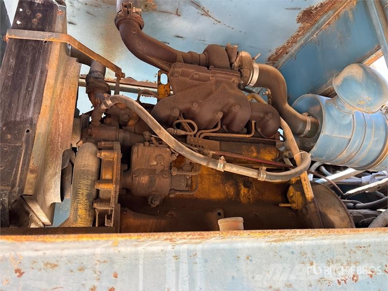 United Hydraulics 7630 Log Loader (Inoperable) Átrakógépek