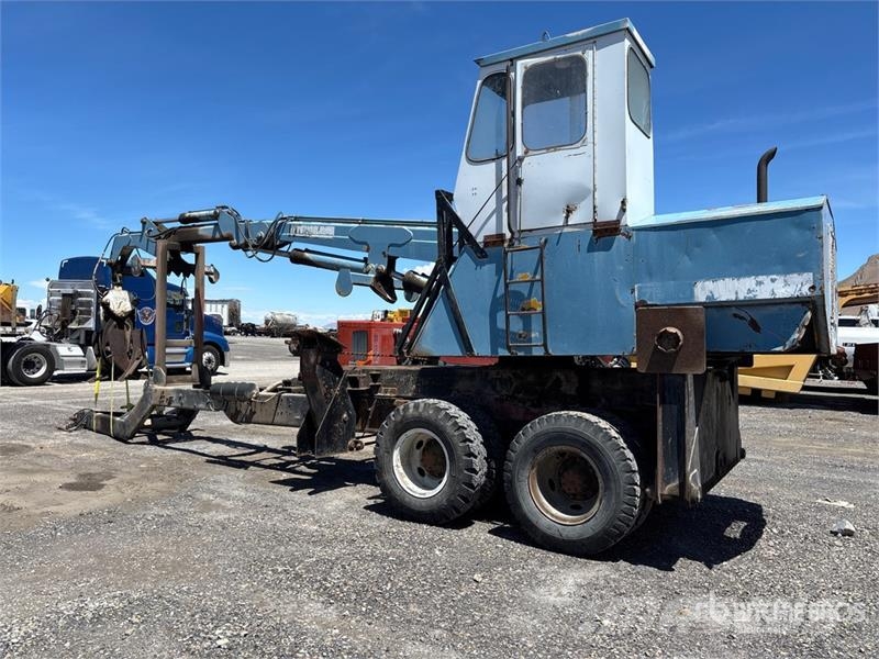 United Hydraulics 7630 Log Loader (Inoperable) Átrakógépek