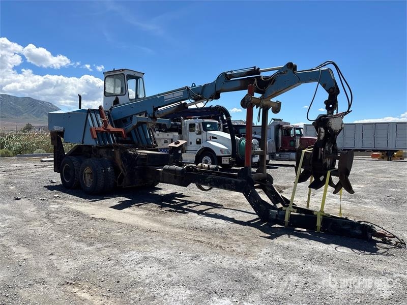 United Hydraulics 7630 Log Loader (Inoperable) Átrakógépek