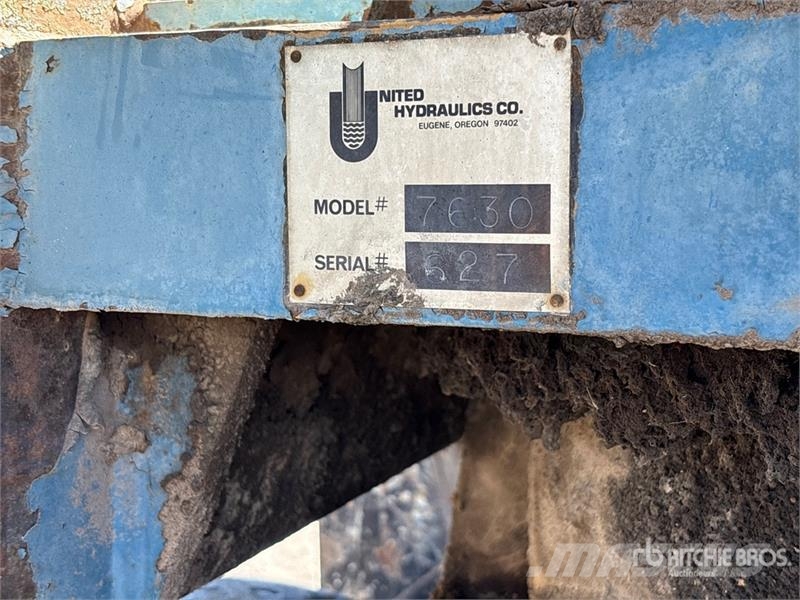 United Hydraulics 7630 Log Loader (Inoperable) Átrakógépek