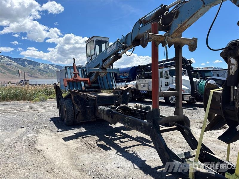 United Hydraulics 7630 Log Loader (Inoperable) Átrakógépek