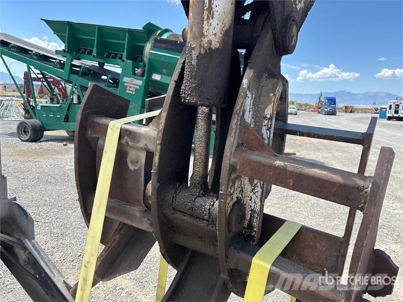 United Hydraulics 7630 Log Loader (Inoperable) Átrakógépek
