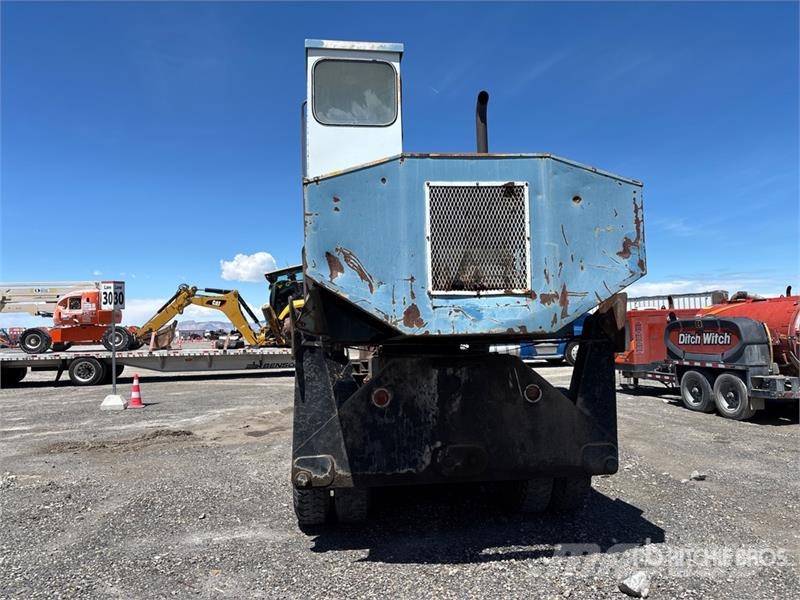 United Hydraulics 7630 Log Loader (Inoperable) Átrakógépek