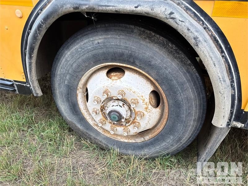  (unverified) Bluebird  4x2 37-Seat School Bus Mini avtobusi