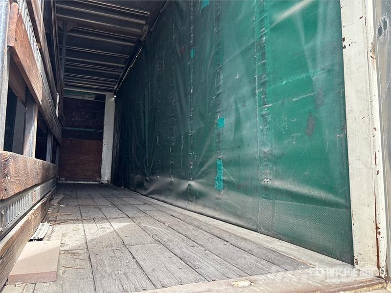 Utility 28 ft S/A Curtain Side Trailer Schuifzeilopbouw