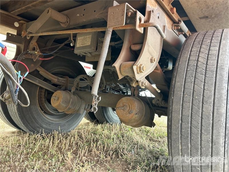 Utility 3000R Hladilne polprikolice