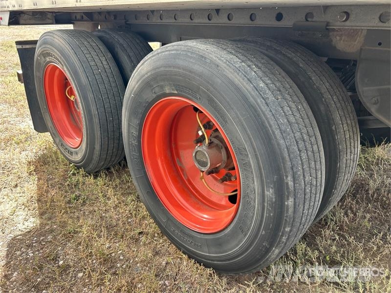Utility 3000R Piekabes ar temperatūras kontroli