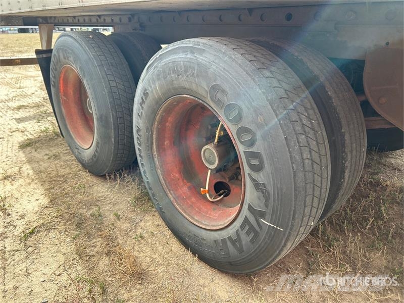 Utility 3000R Hladilne polprikolice
