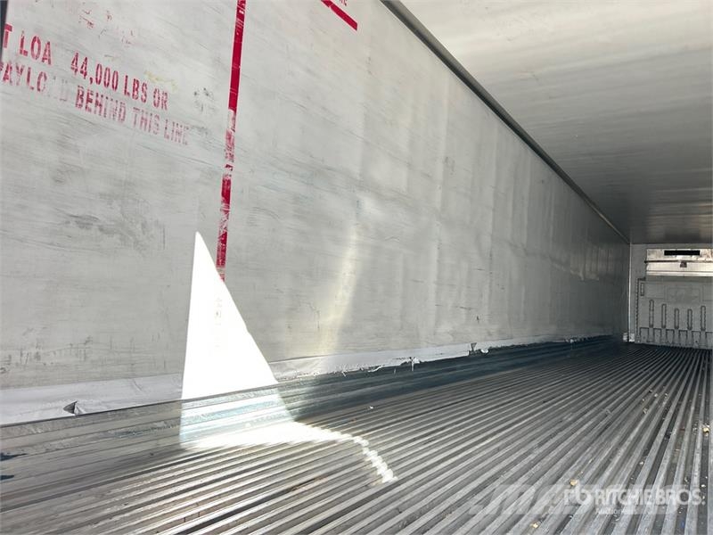 Utility 3000R Semi Reboques Isotérmicos