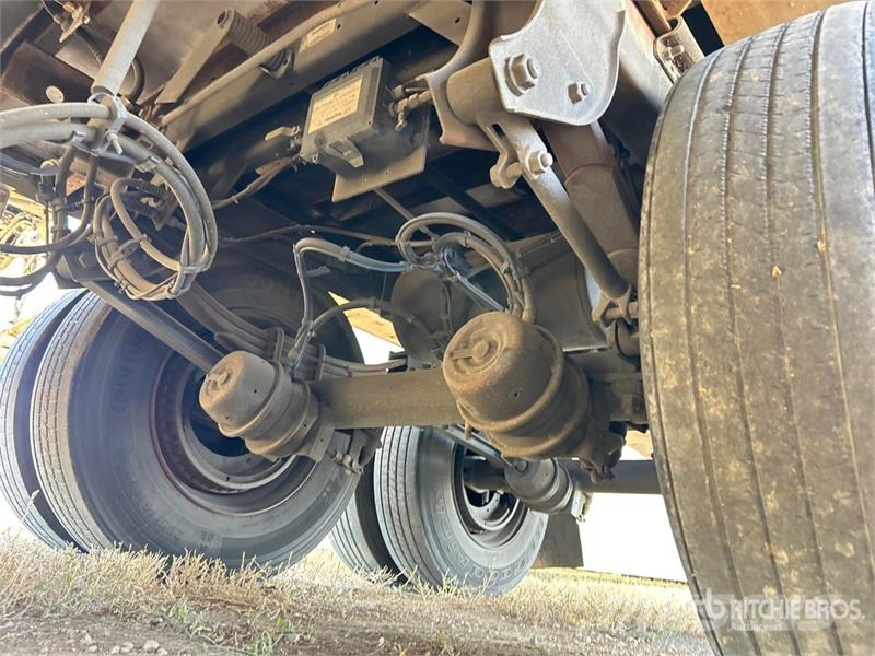 Utility 3000R Semi Reboques Isotérmicos