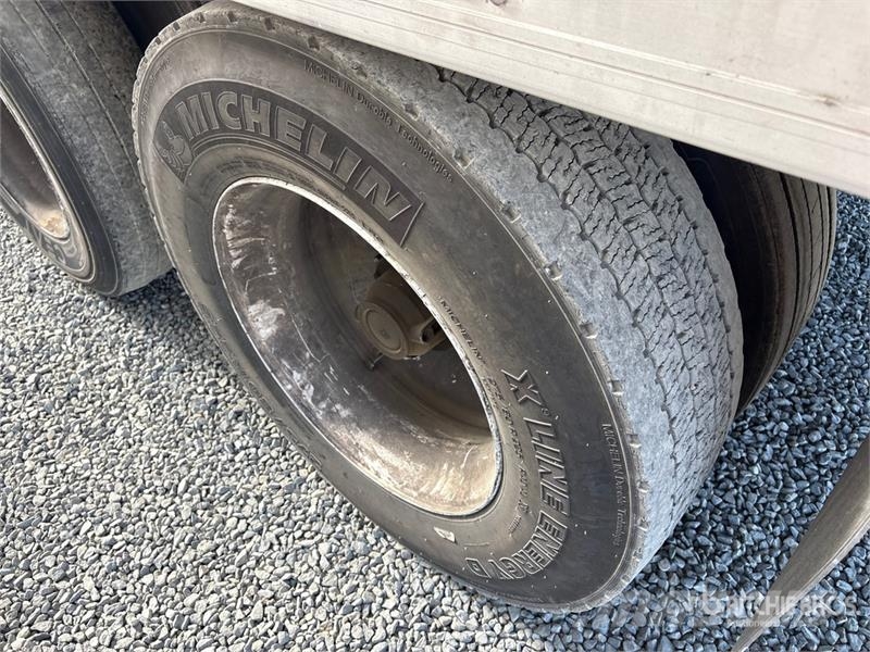 Utility 3000R Külmikpoolhaagised