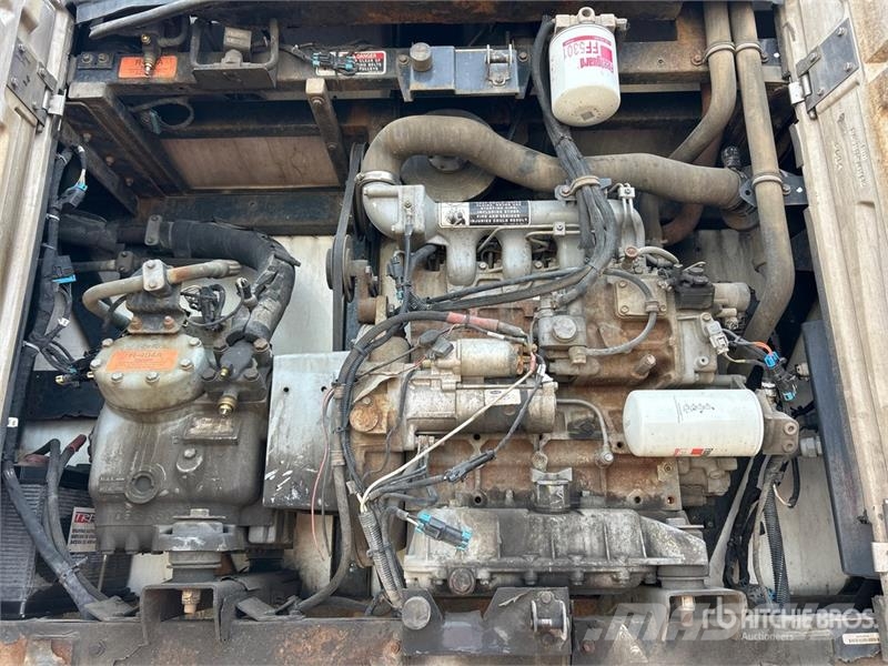 Utility 3000R Hladilne polprikolice