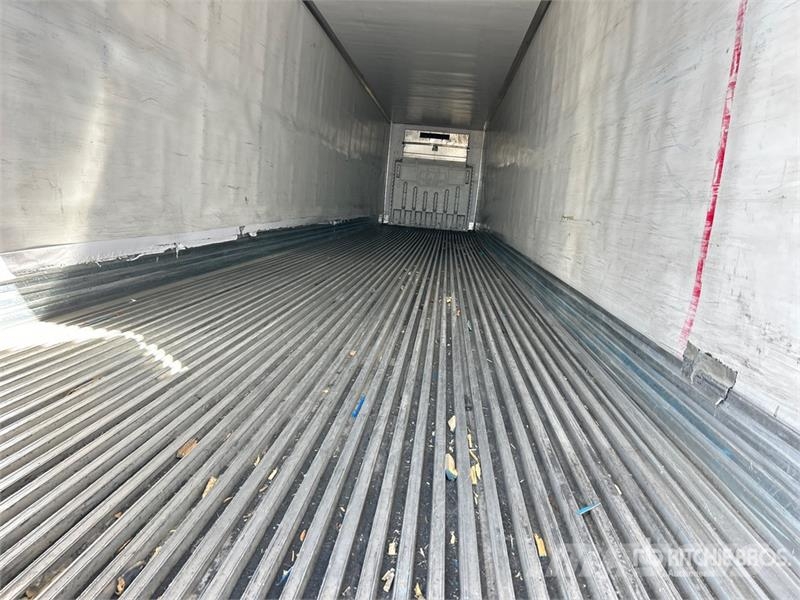 Utility 3000R Semi Reboques Isotérmicos