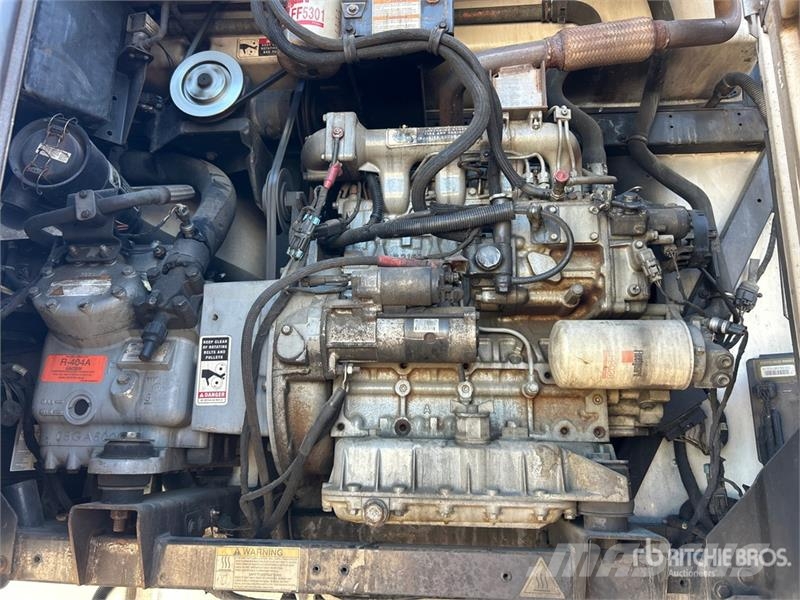 Utility 3000R 控溫式半拖車
