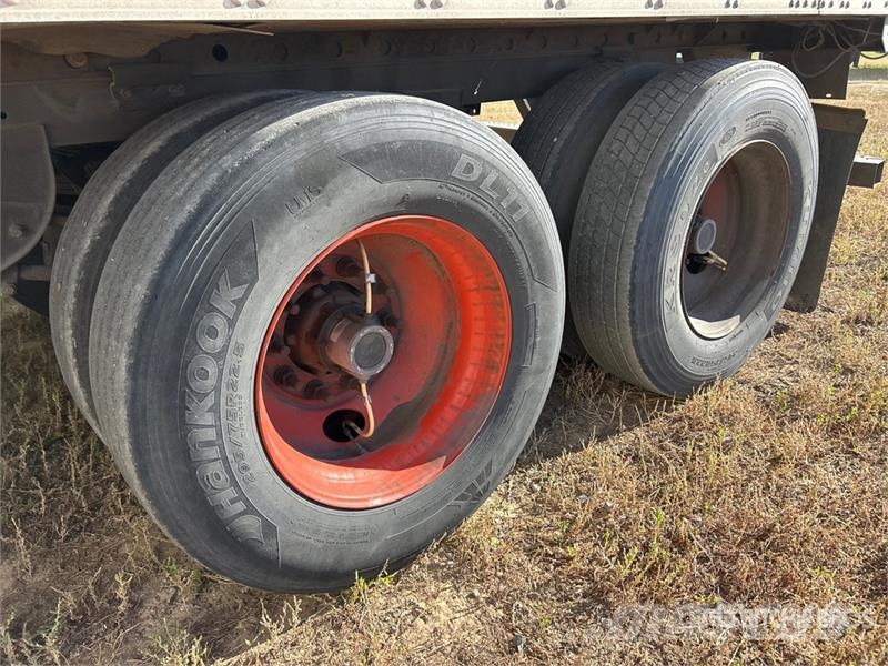 Utility 3000R Hladilne polprikolice