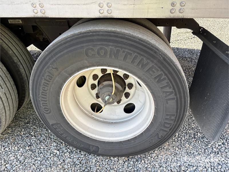 Utility 3000R نصف مقطورات بدرجة حرارة قابلة للضبط