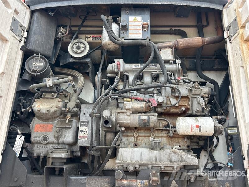 Utility 3000R Hladilne polprikolice