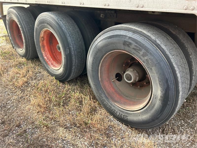 Utility 3000R Hladilne polprikolice